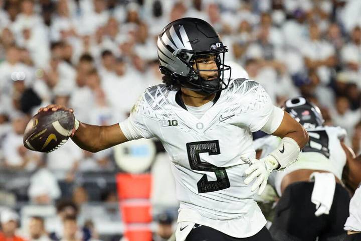 Heisman straw poll: Dante Moore, Fernando Mendoza lead wide