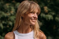 El perfume icónico que huele a limpio y cumple 25 años se reinventa este otoño con un toque más dulce y cálido