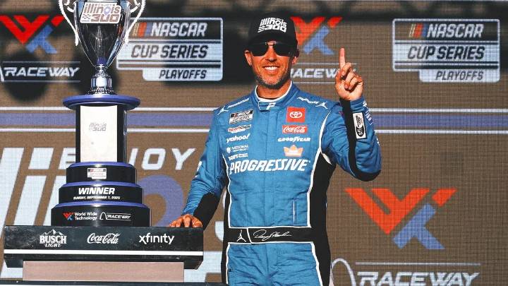 Denny Hamlin Shoots Down NASCAR Broadcaster’s Fake ‘Apology’ Narrative Denny Hamlin clarifies hilarious Bill Murray pre-race chat fumes as Gateway win fuels 2025 NASCAR title quest. Rajnish Kumar 12 h