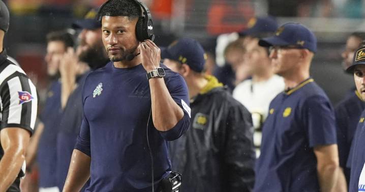 Early loss leaves No. 8 Notre Dame with another early-season test against No. 16 Texas A&M