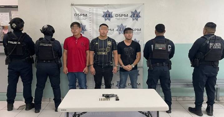 Cae trío armado tras pasarse un alto en Quintas del Rey