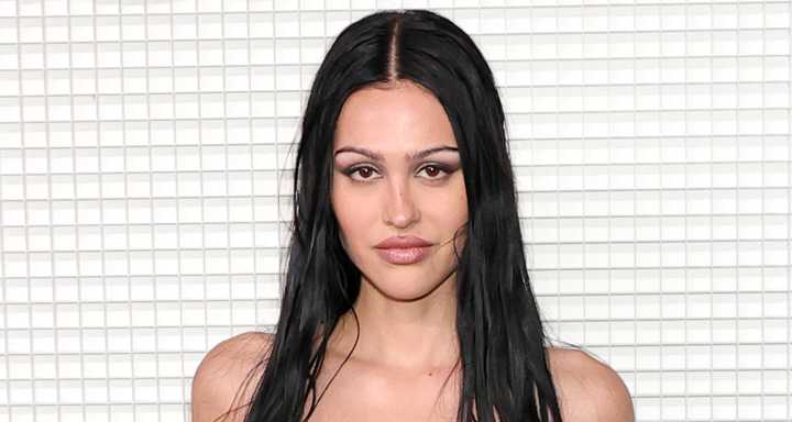 Amelia Gray Hamlin Once Got Sepsis from Nipple Piercing