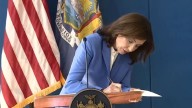 Gov. Kathy Hochul issues executive order allowing New Yorkers to get COVID vaccines without prescription