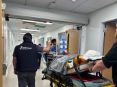 Niño de 7 años sufre quemaduras graves por realizar reto viral con alcohol gel