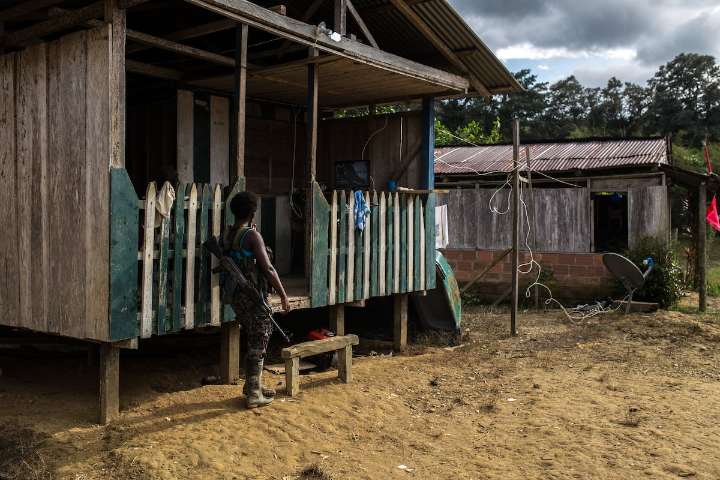 El deterioro de la seguridad aumenta los obstáculos para el acceso al aborto en Colombia