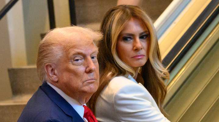 Trump & Melania's Tense Finger-Pointing Moment Hints They Can't Stand Each Other Behind Closed Doors