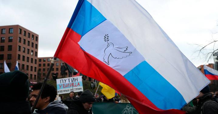 Rusia dice que las negociaciones de paz con Ucrania se encuentran en "pausa"