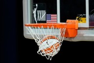 Sparks rally late to edge Mystics, keep playoff hopes alive