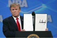Trump anuncia una «visa dorada» de un millón de dólares y aumenta las tarifas de las visas H