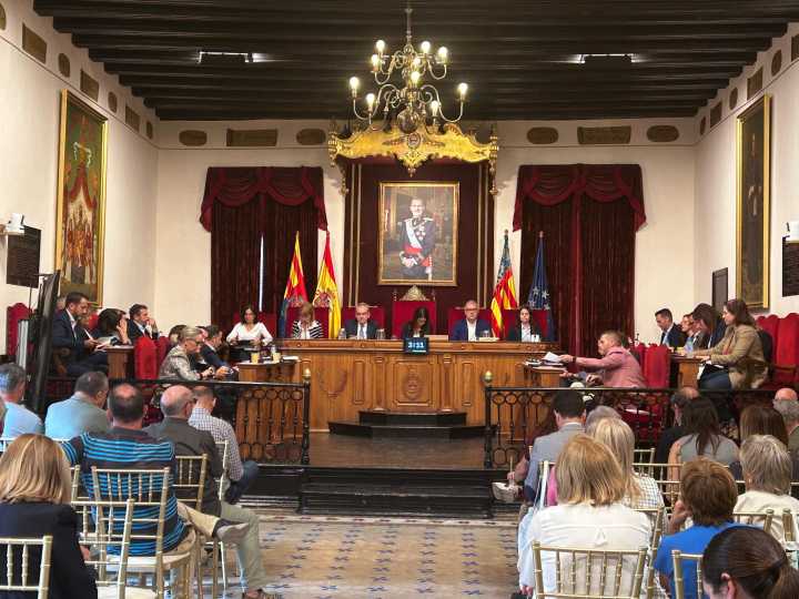 Elche aprueba la amortización de 5 millones de euros de deuda anticipada