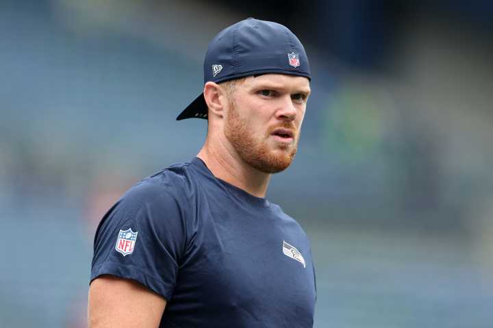 Seahawks Predicted to Cut the Cord With Sam Darnold if This Happens