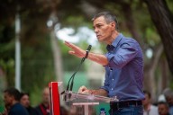 Pulseras defectuosas, excarcelaciones y silencio: Sánchez esquiva el escándalo y se centra en Gaza