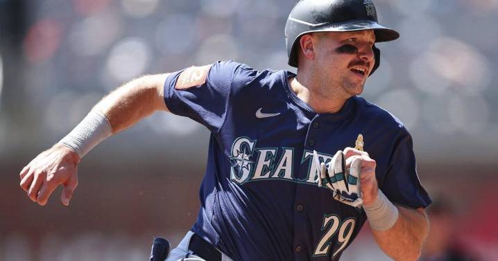 Raliegh hits major league-leading 53rd homer, Mariners rout Braves 18