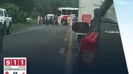 Familiares de jóvenes desaparecidos de Peribán extienden bloqueo carretero