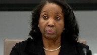 Jueza frena temporalmente remoción de Lisa Cook