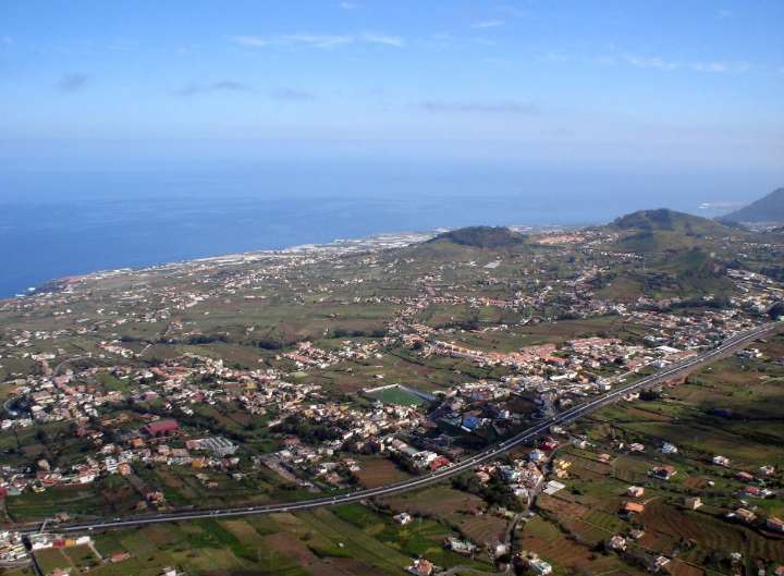 Sanidad eleva a rojo el aviso por calor en Tenerife: estos son los municipios en riesgo alto