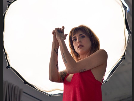 “Me gusta el riesgo, experimentar y mezclar géneros”: Paulina Flores