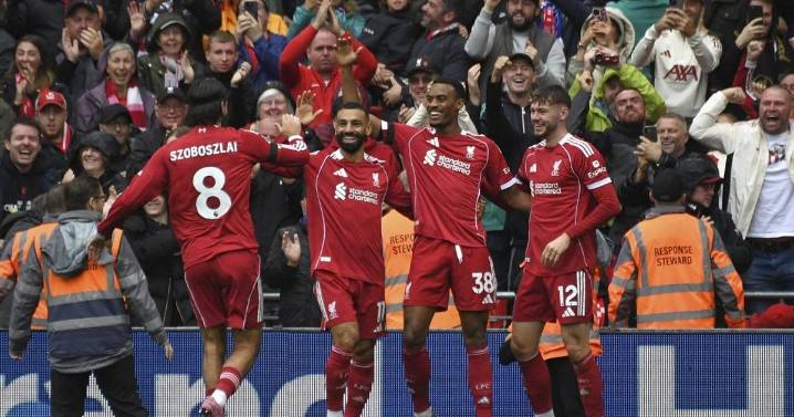 Liverpool maintains perfect Premier League start, beats Everton 2