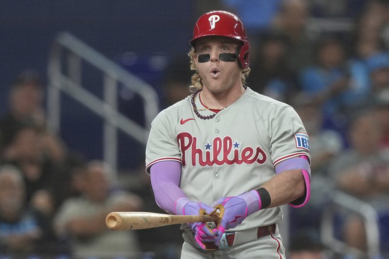 Phillies invite young fan to meet Harrison Bader after viral home run ball dispute