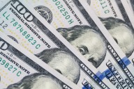 IRS starts phasing out paper refund checks after Trump order: What to know