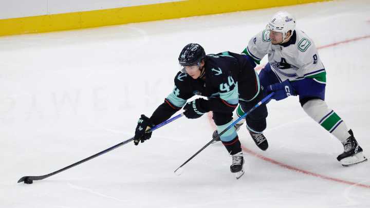Canucks fall to Kraken in pre