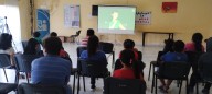 El Ciclo de Cine en los Barrios visitó el Nido del barrio Milenium