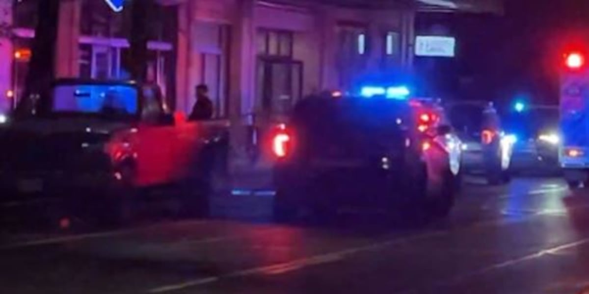Security guard assaulted at Cleveland apartment complex