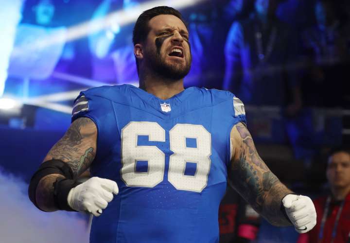 Starting Lions LT hopes to play through shoulder issue against Bears