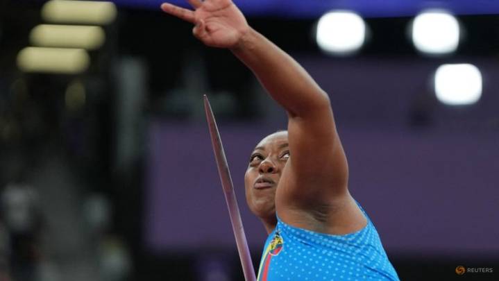 Ecuador's Angulo strikes gold in women's javelin