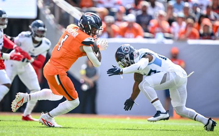 Broncos tight end Evan Engram injures calf in Week 1 win over Titans