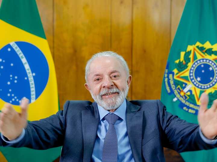 Campaña presidencial en Brasil: Lula da Silva apunta ahora a su eventual rival en 2026