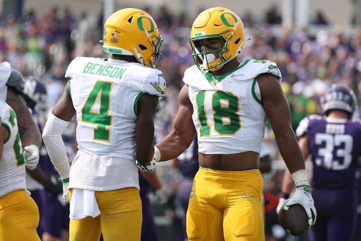 What time, TV channel is No. 6 Oregon football vs. Oregon State today? Odds, streaming, how to watch online