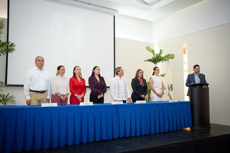 Director de UNIVA Colima presente en el Informe de COPARMEX Colima, periodo enero