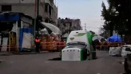 Un socavón se traga, en segundos, un camión en México