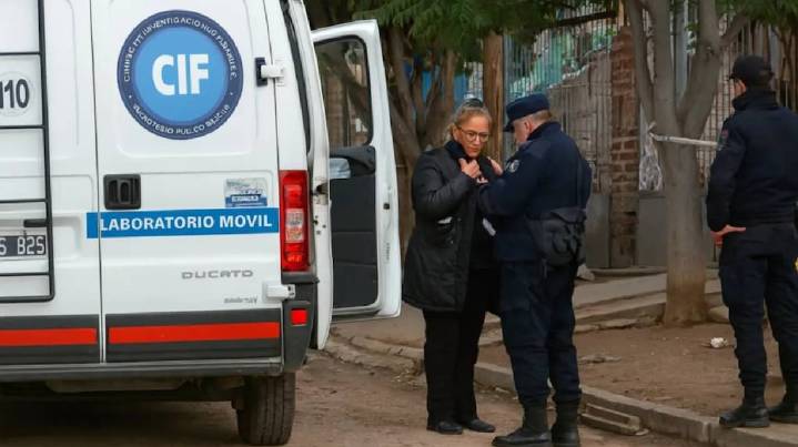 Salta: un hombre asesinó a su esposa y se disparó frente a su hijo de 15 años