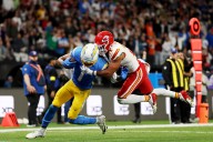 27-21. Los Chargers derriban a los Chiefs en el clásico de la AFC Oeste en suelo brasileño