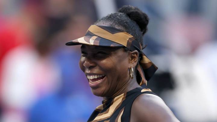 Venus Williams urges tennis legend sister Serena to hop on private jet and come and help her at US Open