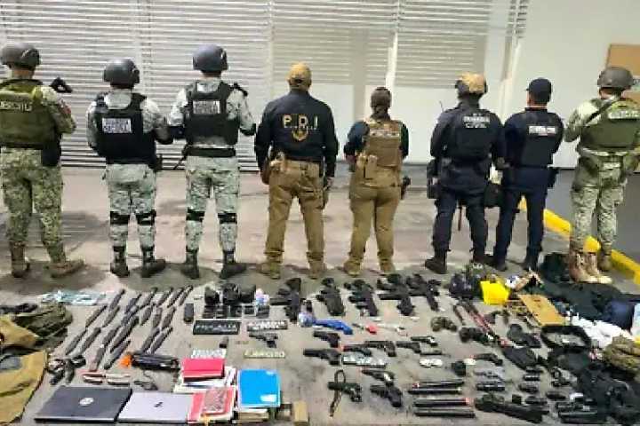Desmantelan campamento de “guardias” de La Luz del Mundo en Michoacán