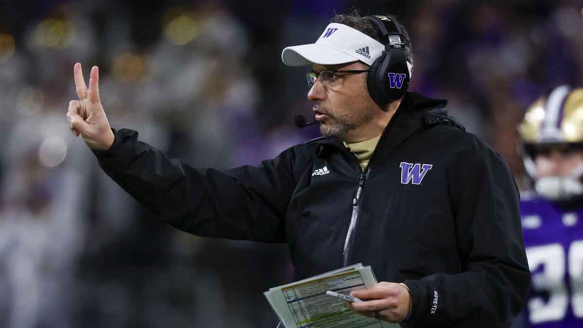 Big Ten head coach tops list of candidates for UCLA job, says Insider