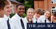 Video: Graduating year 12 students give advice to younger self