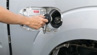 Los precios de gasolina y diésel encadenan cinco semanas a la baja y hacen menos duro septiembre