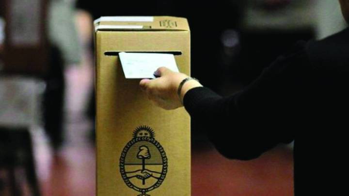 Milei y Kicillof pondrán mucho en juego en las elecciones bonaerenses de este domingo