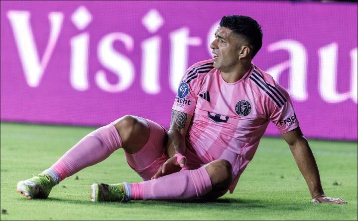 Exjugador de la Selección de Estados Unidos explota contra Luis Suárez; "Es despreciable"