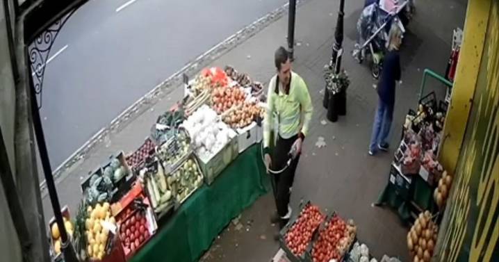 'Emergency gas leak' at greengrocers turns out to be 'world's smelliest fruit'