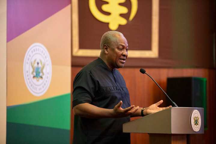 Ghana receives 14 West African nationals deported from the US