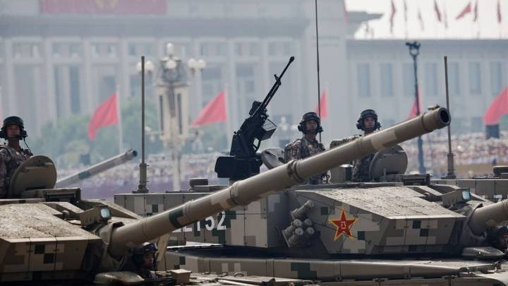 Así es el armamento que China presentó hoy en su desfile en Pekín; Putin y Kim Jong