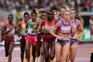 Shelby Houlihan finishes fourth in return to big