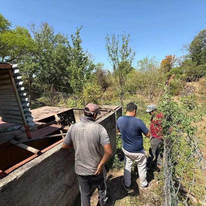 Aguaray: Avanzan los trabajos de refacción en la cisterna de agua en la comunidad de Piquirenda Estación