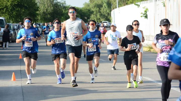 Carrera recreativa en honor al danzante apache Julio Vázquez