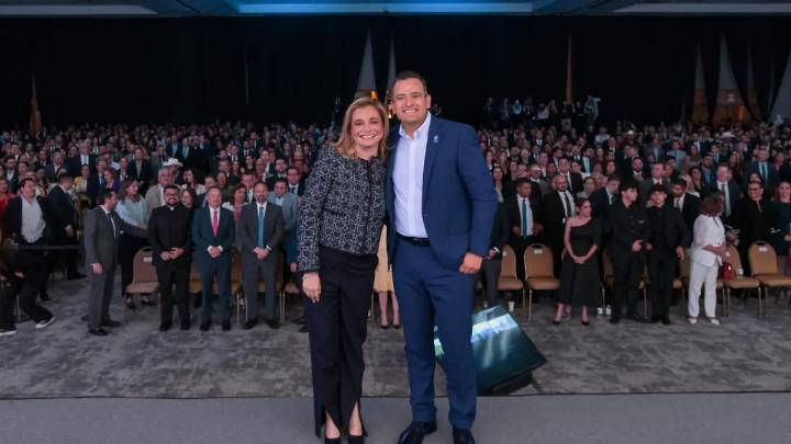 “El futuro de Chihuahua no se negocia, ni se entrega”: Maru Campos en Cuarto Informe de Marco Bonilla